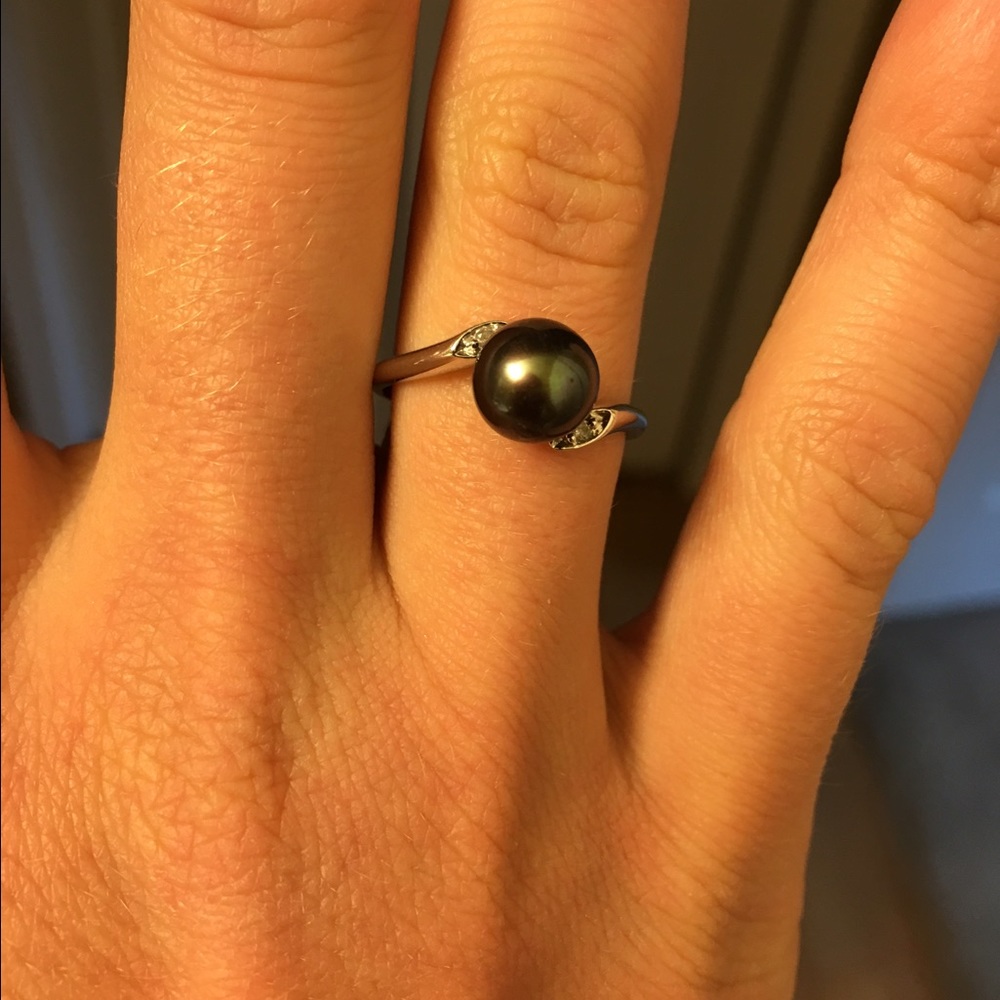 Zales Black Pearl Ring with Accent Stones
